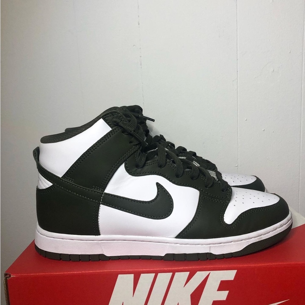 Khaki dunks high 9.5